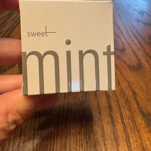 Sweet Mint Three-Color Concealer Cream 9g Exp 2026/05/04